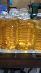 Dầu đậu phộng dầu lạc nguyên chất 100% không chất bảo quản không hương liệu chai 1 lit