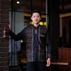 Baju Koko Dewasa Motif Jarilist Batik Lengan Panjang Slim Fit