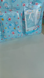 Nuebabe ชุดที่นอนปิกนิคลายโดเรม่อน พร้อมหมอนหลุม และหมอนข้าง