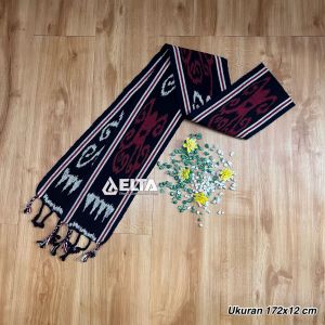 syal tenun  terbaru motif nusantara