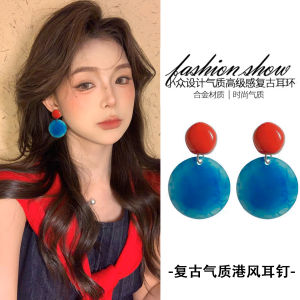 ต่างหูแบบย้อนยุคสไตล์ฮ่องกงสำหรับผู้หญิง ดีไซน์เก๋ไก๋ ต่างหูทรงกลมแบบติดหู เครื่องประดับแฟชั่น เครื่องประดับแฟชั่น