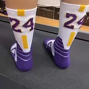 Trendy Man Socks Long Outdoor Basketball Thick Sport Professional Mid-Tube NBA Star Number Medyas
