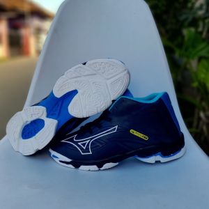 sepatu olahraga pria/wanita sepatu volly terlaris dan terbaru mzn