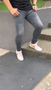 Celana Jeans Pensil Putih Bahan Soft / Celana Pria Melar Model Terbaru