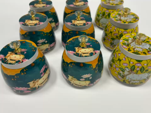 Printed Metal Storage Jar with Lid | Multicolour Tea Coffee & Sugar Container | Decorative Burni Spice Jar | Multi-Utility Metal Jar | Pack of 1 Pc