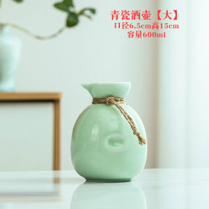 Blue Porcelain Small Liquor Pot Sealed Ceramic Bottle with Lid Home Use Restaurant Style Warm Wine Device Handmade 500ml