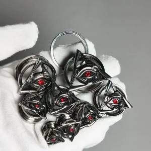 1PC Stainless Steel Red Zircon Evil Eye Ear Plug Gauges Demon Triangle Expander stretching Earrings Silvery Piercing Jewelry