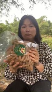 Nhang Nụ Trầm Hương tự nhiên khói chảy ngược - bọc 300 nụ - Mùi thơm dịu nhẹ không cay mắt không kích mũi -Nụ Trâm Huế