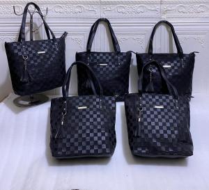 tas wanita selempang hitam kulit sintetis model terbaru
