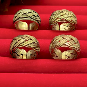 แหวนงานดิบทองเหลืองลายเปีย คละแบบ ฟรีไซส์ ปรับขนาดได้ งานดิบไม่ได้ชุบ ทองเหลืองโบราณ พร้อมส่ง