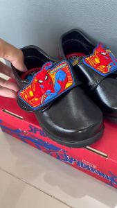 K รองเท้านักเรียน หนังดำ รองเท้านักเรียนชาย  มีไฟ Size 25-36