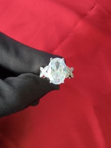 Diamcity (Free Gra Certificate) Cincin Pertunangan Moissanite 5 Karat Pembukaan Busur Mewah Dapat Disesuaikan