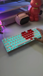 【จัดส่งภายใน 3 วัน】 ZIFRIEND TK68 68คีย์มีสายคีย์บอร์ดแบบกลไกแบ็คไลท์ RGB มินิคีย์บอร์ดเล่นเกม3ขาสลับร้อนสีฟ้า/น้ำตาล/สวิทช์สีแดง