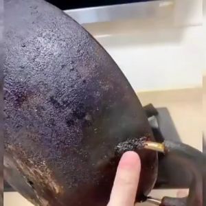 500Ml  Efek dalam 1 detik Krim Penghilang Kerak Panci Pembersih Bawah Pot Stainless Dapur Semprotkan Penghilang Noda Minyak Membandel Pembersih Serbaguna Degreaser Dan Pembersih Oven Cleaner Semprotkan Rust Remover Stainless Steel Kitchen Ware Cleaner
