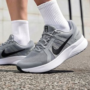 Nike | Giày Chạy Bộ Mens Breathable Mesh Run Swift 2