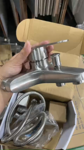 Bộ củ sen INOX 304 Nóng lạnh đúc nguyên khối