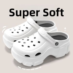 Cute Thick Bottom EVA Sandals Womens Summer Outdoor Wear Heightening New 2025 Internet Celebrity Beach Slippers Ladies