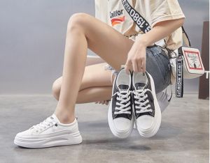 mùa thu. Giày nhỏ màu trắng Giày thể thao cho nữ  phong cách Hàn Quốc  mới 2023 năng động trẻ trung phù hợp với phong cách thường ngày