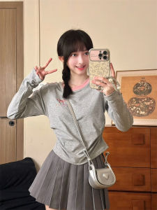 Áo Thun Nữ Tay Dài Thêu Nơ Bướm Ngắn Màu Khối Sọc Xếp Ly Phong Cách Hàn Quốc Mùa Đông Thường Ngày Cổ Tròn