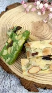 Kẹo Hạnh Phúc Nougat Mix Vị Onefood68 300g Kẹo Hạnh Phúc Siêu Hạt Ăn Vặt Ăn Kiêng Quà Tết