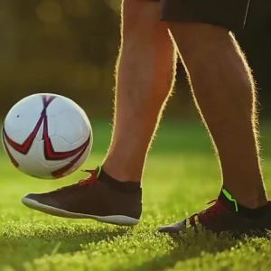 1Pcs Calf Compression Sleeves with EVA Pad for Men Women Leg Support for Shin Splints Shin Guards for Running Football