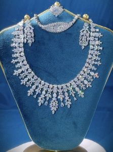 `Sepj คลาสสิกหรูหราสไตล์รอยัลอูปกรณ์เสริมเจ้าสาวเต็มไมโครปู AAA CZ หินใบพู่จี้สร้อยคอต่างหูสร้อยข้อมือและแหวนแต่งงาน4ชิ้นชุดเครื่องประดับสำหรับผู้หญิงหมั่นของขวัญ SJ240`