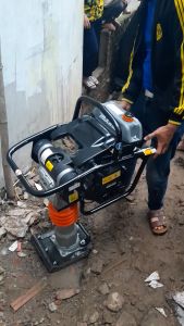 MÁY ĐẦM CÓC MIKASA MT-55