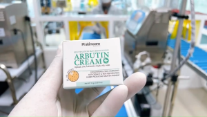 🔖ส่งฟรี..เก็บโค้ด ☄️แพคเกจใหม่ พร้อมขนาดใหม่ปุกใหญ่ใช้คุ้ม ARBUTIN CREAM อาบูตินครีม #ครีมเทวดาในตำนาน (แม่ค้าขายมานานกว่า 9 ปีแล้วจ้า)