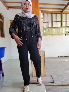 Celana Kasual Wanita Jepang: Knit Jumbo untuk Sehari-hari