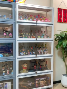 ตู้โชว์กระจกใสสี่ด้านดีไซน์ทันสมัยจัดเก็บสินค้าโปรโมชั่นพิเศษขายดีจัดส่งฟรีเพิ่มยอดขายทันทีเห็นสินค้าชัดเจนทุกมุม