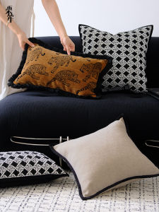 Retro Leopard รูปแบบโยนหมอนสี่เหลี่ยมผืนผ้า Feather ขนเป็ด เบาะสําหรับโซฟาห้องนอนตกแต่งบ้านสไตล์วินเทจ