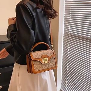 TAS WANITA MURAH BG004 - TAS - TAS GROSIR - TAS FASHION - TAS MURAH - TAS SELEMPANG - TAS IMPORT