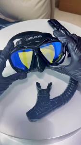 Professional Snorkel Mask Set for Adults With Dry Snorkel 180° Panoramic Anti-Fog Tempered Glass Leak-Proof Diving Goggles