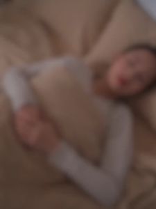 2023 ใหม่หูฟังไร้สายบลูทูธ 5.3 หูฟังนอนข้างหูฟังนอนกีฬาไร้สายขนาดเล็กพิเศษ หูฟัง IPX5 กันน้ำหูฟังตัดเสียงรบกวนสำหรับทุกเพศ