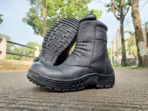 COD (BAYAR DI TEMPAT) SEPATU SAFETY BOOTS PRIA RESLETING ZIPPER KULIT KERJA KANTOR PROYEK OUTDOOR TOURING BIKERS LAPANGAN HITAM COKLAT