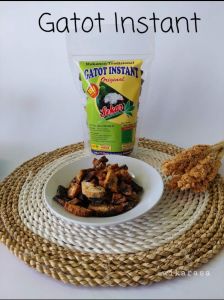 TERLATIS tiwul instan sego tiwul original oyek singkong sego tiwul Wonogiri 1 kg muat 3 pcs