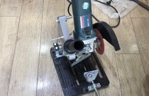 Đế kẹp chuyển máy mài thành máy cắt bàn