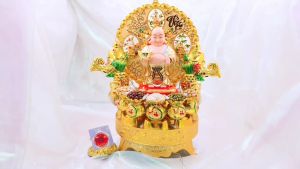 Tháp tỏi chưng ông Địa phong thủy Di Lặc đứng vẫy quạt năng lượng có đèn - TỎI CÁT TƯỜNG