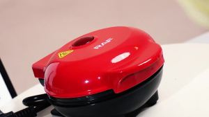 RAF Heart-shaped Electric Waffle Maker 500W Convenience Non-stick Heart Waffle Maker Anti-Overflow Sandwich Maker Bakeware Mold