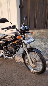 STRIPING STICKER LIS LES POLET stiker yamaha RX KING tahun 2004 hitam full set kualitas terbaik ter murah Mahkota Stiker