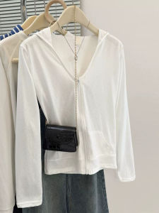 V-neck Ice Silk Hooded Long Sleeve Sun Protection T-Shirt
