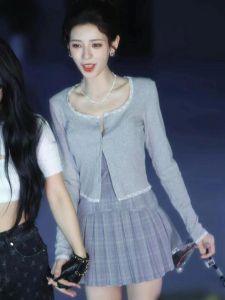 Romantic Ballet Lace Splice Square Collar Long Sleeve Knitted Cardigan Slim Fit Casual Style Button Detail All-Match Top