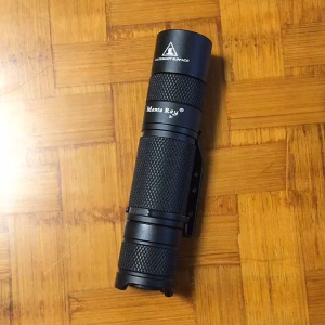 Đèn pin Pokelit AA tools Mantaray S1 SST20 đèn bin EDC bỏ túi hợp kim nhôm chống nước hàng ngày pin có thể sạc lại