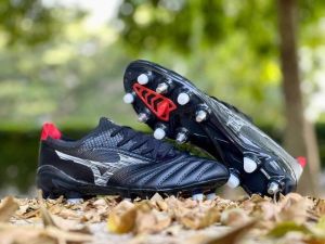 รองเท้าสตัั้ดปุ่มเหล็ก Mizunoปุ่มเหล็ก MORELIA made in japan สตั๊ดหนังแท้ ใส่ไม่พอดีเปลี่ยนไซส์ได้ สินค้าใช้เวลาเดินทาง 2-3 วัน มีเก็บเงินปลายทางได้มีของแถม