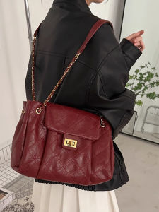 กระเป๋าสะพายข้างขนาดใหญ่สำหรับผู้หญิง กระเป๋าสานแบบสะพายข้างสำหรับงานแต่งงาน สีแดง น้ำหนักเบา หรูหรา ระดับไฮเอนด์ กระเป๋าสะพายข้างแบบลำลอง