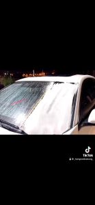 Bình xịt tẩy ố vết bẩn ố vàng kính xe ô tô giúp làm sạch kính lái xe an toàn tẩy vết ố nước mưa  àm sáng và bảo vệ kính ô tô