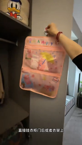 Tas Gantungan Penyimpanan Pakaian Dalam Karakter Capybara 3 Susun Kantong Jaring Penyimpanan Kaus Kaki Gantung Bisa Dilipat PST