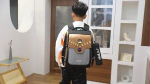 Balo học sinh tiểu học lớp 3 - 6 siêu nhẹ chống gù chống nước cao cấp phong cách mới