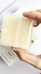 𝗝𝗨𝗡𝗞𝗜𝗘 𝗠𝗔𝗞𝗘𝗨𝗣-LUSINAN-SABUN BERASA SUSU SABUN BOLIYA
