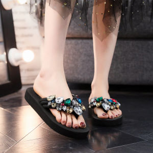 ผู้หญิง ฤดูร้อน รองเท้าแตะส้นหนาแบบสวมเพชร กันลื่น รองเท้าส้นสูงข้อเท้า สายคล้อง รองเท้าแตะส้นแบนชายหาด ลำลอง รองเท้าแตะแบบสวม